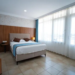 3* Отель типа 